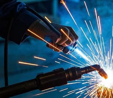 Kako velika gustina energije laserskih zavarivanja utječe na tačnost zavarivanja